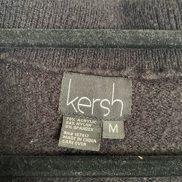 Vintage black boucle sweater - Picture 4 of 8